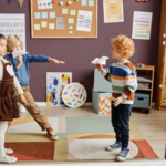 Najlepsze ruchowe gry dla przedszkolaków